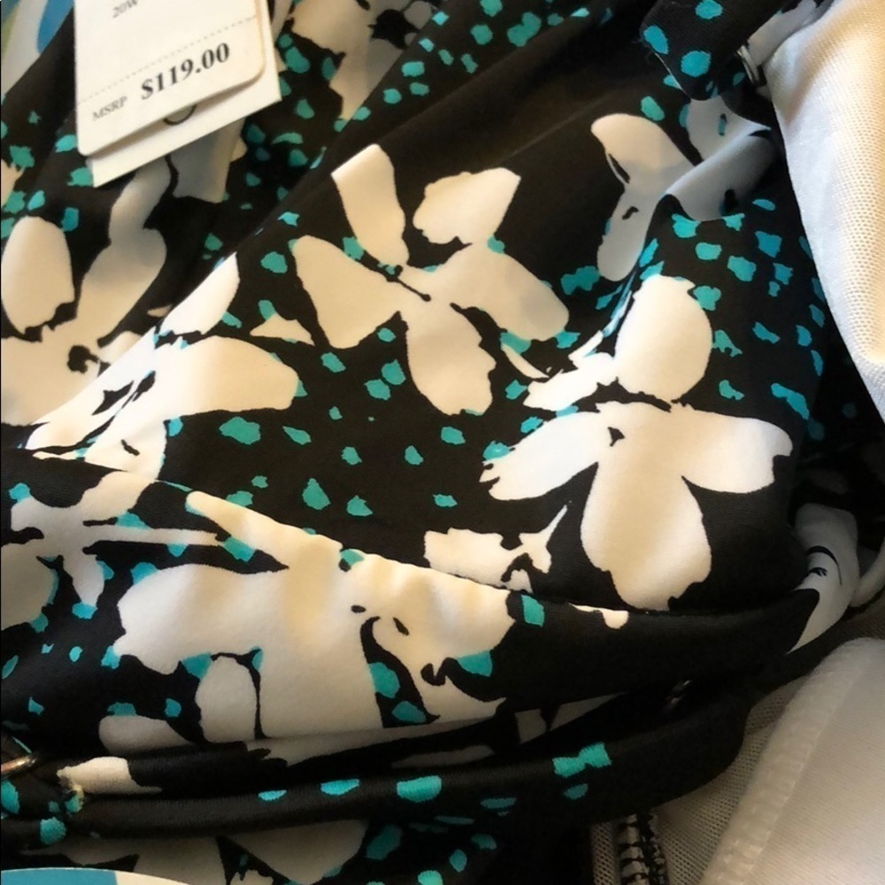 SWIM Solutions Tummy-Control Swimdress NWT - Picture 6 of 6